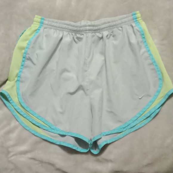 Nike Shorts - Picture 6 of 14